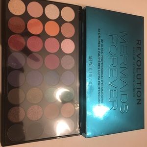Revolution Mermaids Forever eyeshadow palette
